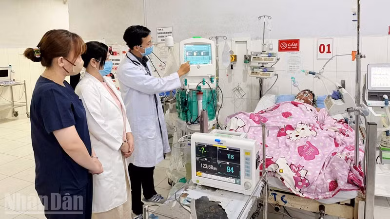 Trung tâm y tế Phú Quốc điều trị bệnh nhân. Ảnh minh họa.