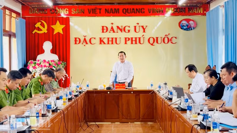 ndo_bl_2-6079.jpg