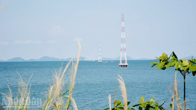 Vùng biển xã Tiên Hải-nơi hai du khách chèo thuyền sup tử vong. 