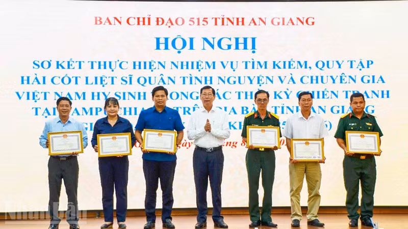 ndo_bl_3-7775.jpg