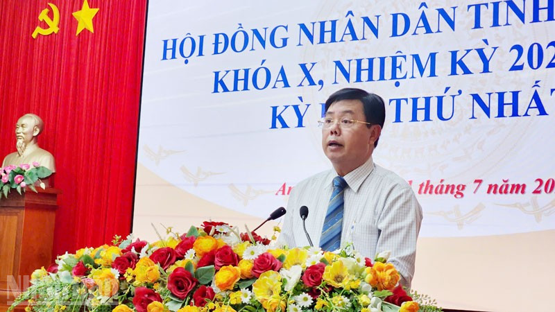 Bí thư Tỉnh ủy Kiên Giang Nguyễn Tiến Hải phát biểu chỉ đạo. ndo_bl_2.jpg