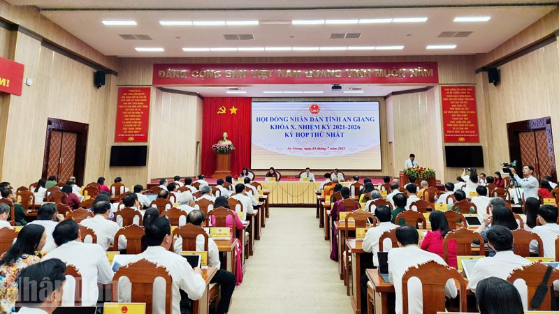 Quang cảnh kỳ họp.
