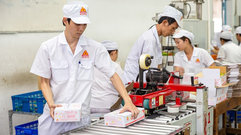 VISSAN phấn đấu giữ vững vai trò tiên phong, đơn vị chủ lực trong ngành thực phẩm của Thành phố Hồ Chí Minh và Việt Nam. satra-4.jpg