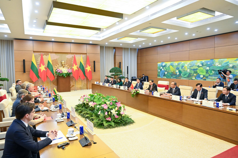 Quang cảnh hội kiến tại Nhà Quốc hội. (Ảnh: DUY LINH) bnd-6263.jpg