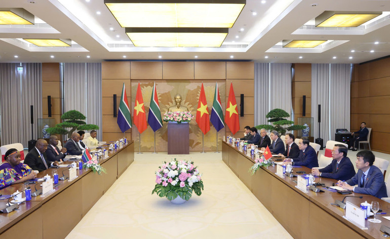 Quang cảnh hội kiến tại Nhà Quốc hội. (Ảnh: DUY LINH) 2-115406.jpg