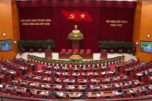 [Video] Trung ương thông qua nhân sự giới thiệu vào Bộ Chính trị khóa XIV