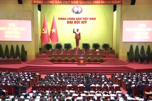 [Video] Đại hội nghe tham luận từ các đảng bộ, ban, bộ, ngành, địa phương