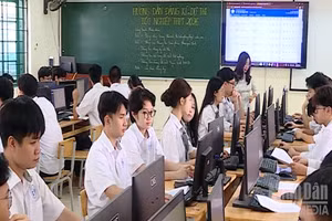 [Video] Kỷ lục hơn 1,2 triệu thí sinh đăng ký thi tốt nghiệp THPT 2026