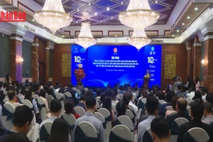 [Video] Ngày càng nhiều người nước ngoài đến Việt Nam chữa bệnh