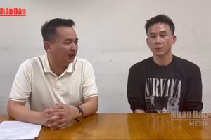 [Video] Vận động đối tượng trốn nã từ nước ngoài về đầu thú 