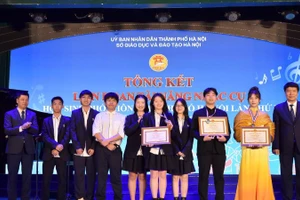 Liên hoan thu hút đông đảo học sinh phổ thông tham gia.