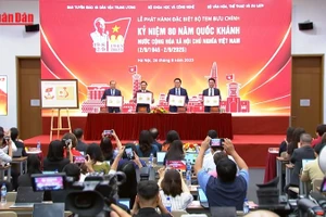 [Video] Phát hành đặc biệt bộ tem kỷ niệm 80 năm Quốc khánh 2/9