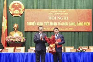 Chuyển giao 22 Đảng bộ các tập đoàn tổng công ty về Đảng ủy bộ Tài chính