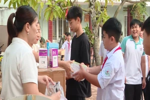 [Video] Sẽ cấp đủ 3.600 bộ sách giáo khoa cho học sinh Thái Nguyên 