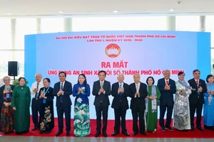 Lễ ra mắt ứng dụng An sinh xã hội số.