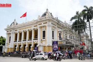 Hà Nội bố trí 285 màn hình LED phục vụ nhân dân theo dõi Lễ kỷ niệm, diễu binh, diễu hành 80 năm Cách mạng Tháng Tám thành công và Quốc khánh 2/9.