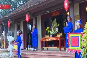 [Video] Khai hội Đền Chu Hưng tại xã Hạ Hòa, tỉnh Phú Thọ