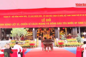 [Video] Tri ân các anh hùng liệt sĩ và đồng bào yêu nước tại Côn Đảo
