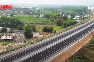 [Video] Đưa một số đoạn cao tốc vào khai thác trước Tết