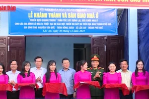 [Video] Huế khánh thành căn nhà đầu tiên trong “Chiến dịch Quang Trung”