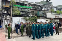 Các lực lượng bốn tại chỗ tham gia diễn tập. (Ảnh: Hà Nhung)