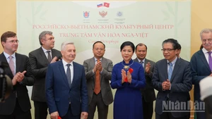 Khánh thành Trung tâm Văn hóa Nga-Việt tại thành phố Saint Petersburg. (Ảnh: XUÂN HƯNG)
