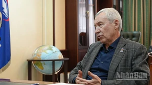 Ủy viên Đoàn Chủ tịch Hội đồng tối cao Đảng Nước Nga Thống nhất, ông Andrey Klimov. (Ảnh: XUÂN HƯNG)