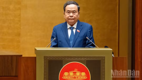 Chủ tịch Quốc hội Trần Thanh Mẫn phát biểu khai mạc Kỳ họp không thường lệ thứ nhất, Quốc hội khóa XVI. (Ảnh: DUY LINH)