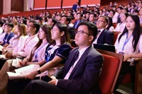 Các đại biểu dự Lễ khai mạc Diễn đàn Trí thức trẻ Việt Nam toàn cầu lần thứ 6 tại Hà Nội.