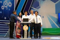 Quảng Nam phát động đẩy mạnh chương trình chuyển đổi số trong các cơ quan hành chính tại địa phương. (Ảnh: ĐÌNH TĂNG)
