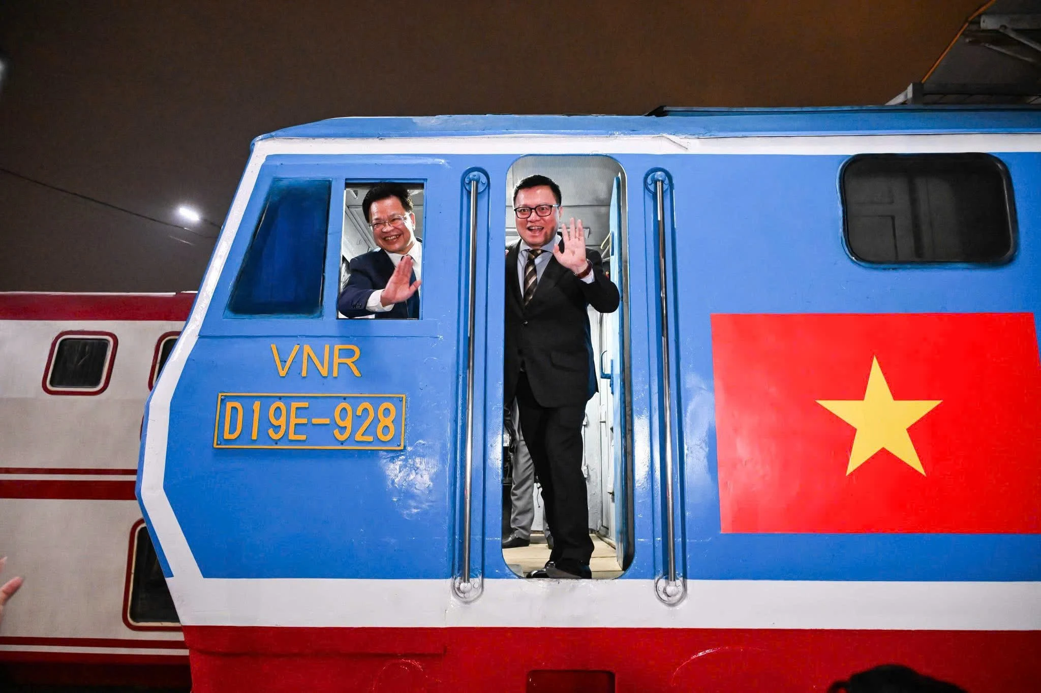Những Người Giữ Nhịp Đường Ray Trong Đêm Giao Thừa Tết Bính Ngọ 2026