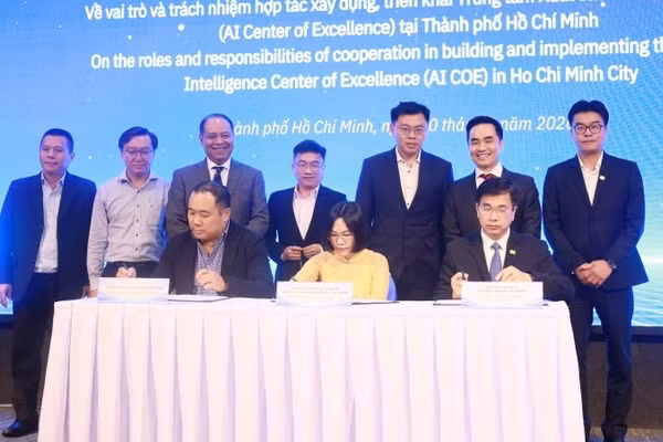 Ký kết biên bản ghi nhớ. (Ảnh: SIHUB)