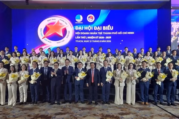 Ra mắt Ban Chấp hành Hội Doanh nhân trẻ Thành phố Hồ Chí Minh lần thứ I, nhiệm kỳ 2026-2029 (Ảnh: CAO TÂN)