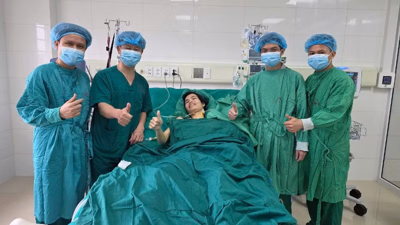 Bệnh nhân hồi phục sau ghép phổi. 