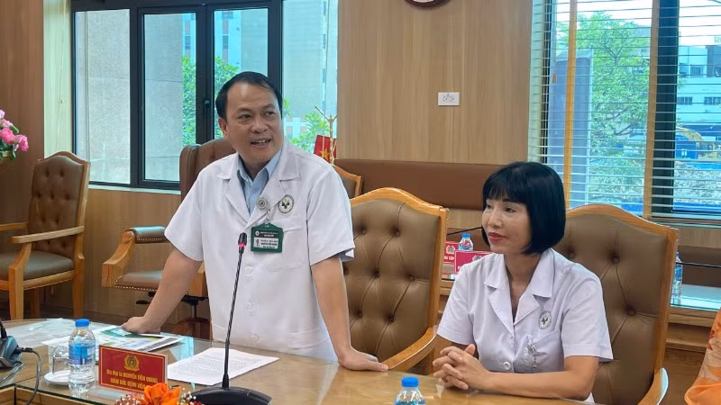 Đại tá, Phó Giáo sư, Tiến sĩ Nguyễn Tiến Quang, Giám đốc Bệnh viện 19-8 phát biểu khai mạc hội thảo.