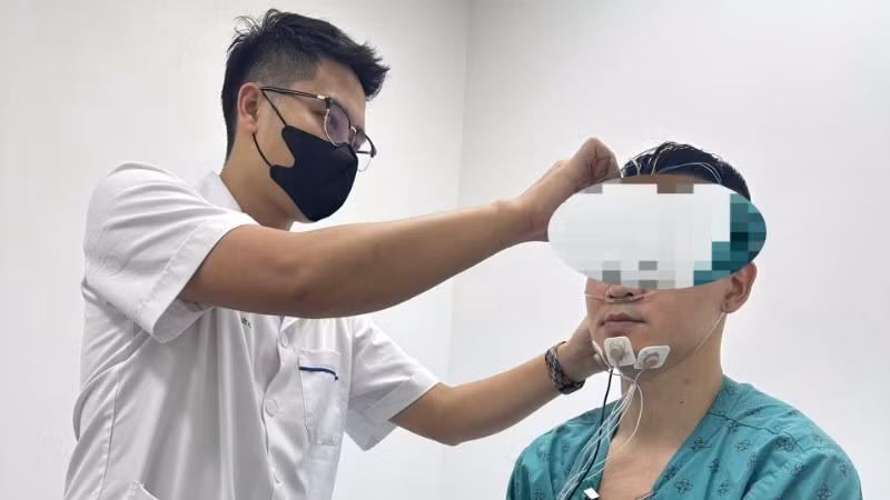 Đo đa ký giấc ngủ là kỹ thuật thăm dò chức năng hiện đại, cho phép ghi nhận đồng thời nhiều hoạt động sinh lý diễn ra trong suốt thời gian người bệnh ngủ.