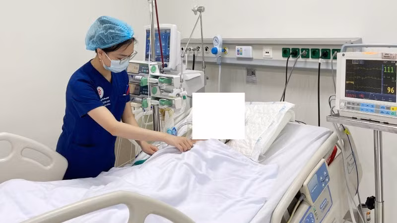 Bệnh nhân đang điều trị tại bệnh viện. 