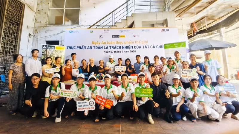 Chiến dịch truyền thông quy tụ các cơ quan quản lý nhà nước, nhà khoa học, doanh nghiệp, cộng đồng địa phương và sinh viên.