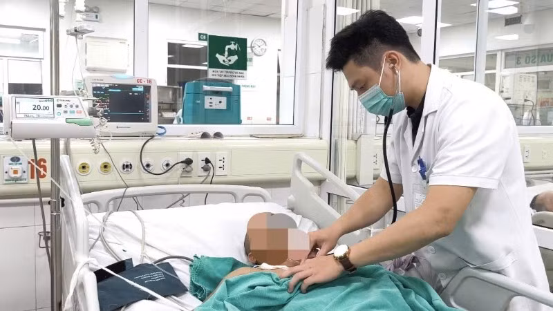 Bệnh nhân nguy kịch vì mắc uốn ván. 