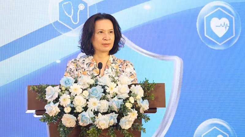 Thứ trưởng Y tế Nguyễn Thị Liên Hương bày tỏ xúc động khi nhắc đến những hy sinh thầm lặng của đội ngũ cán bộ y tế dự phòng, y tế cơ sở trên cả nước.