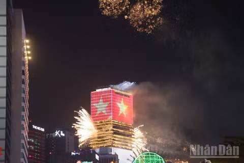 Thành phố Hồ Chí Minh sẽ tổ chức bắn pháo hoa nghệ thuật trong Ngày Văn hóa Việt Nam năm 2026. (Ảnh: THẾ ANH)