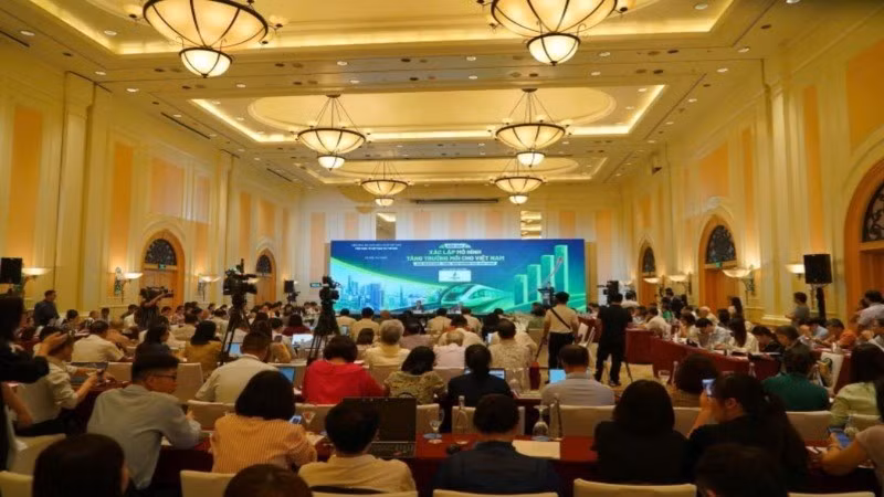 Toàn cảnh Diễn đàn.