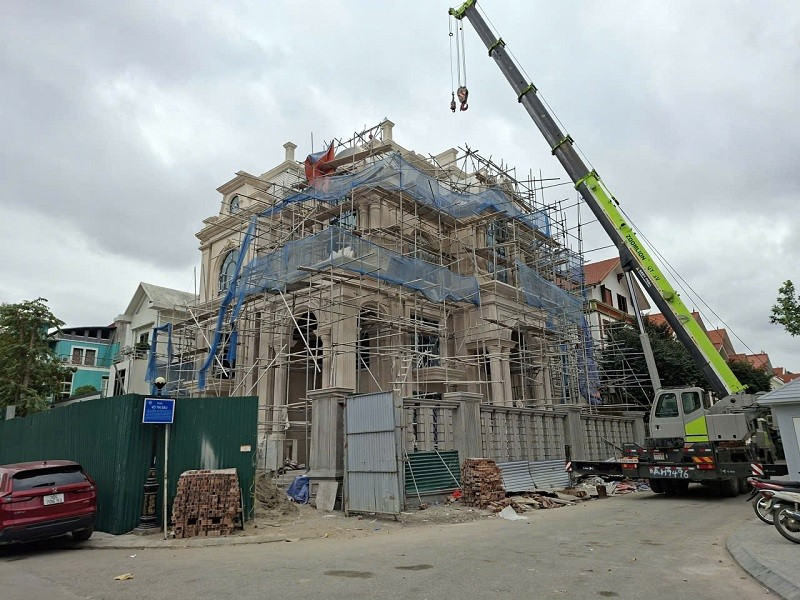 Một công trình xây dựng tại tỉnh Bắc Ninh. (Ảnh THÙY LINH)