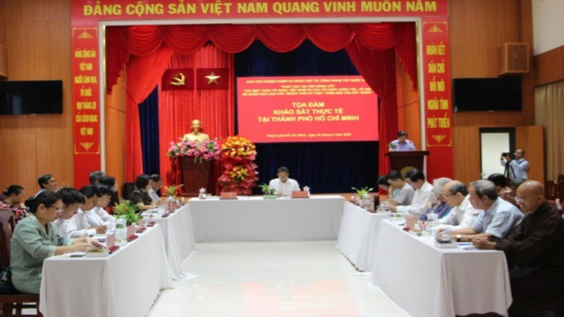 Quang cảnh tọa đàm.