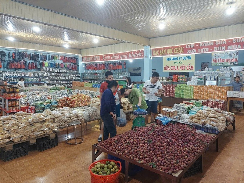 Có thể truy đến tài sản cá nhân của những người tham gia hộ kinh doanh để bảo đảm thi hành quyết định xử phạt. (Ảnh: THÙY LINH)