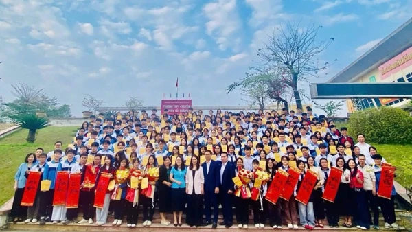 Đoàn học sinh Lào Cai dự Kỳ thi chọn học sinh giỏi quốc gia cấp trung học phổ thông năm học 2025-2026.