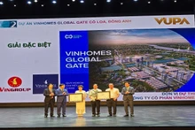 Các tác giả đạt giải Đặc biệt VUPA lần thứ IV.
