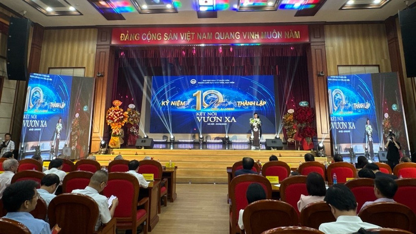 Quang cảnh buổi lễ.