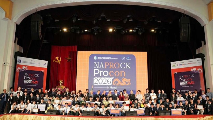 Cuộc thi có sự tham gia của 114 sinh viên thuộc 36 đội tuyển đến từ bốn quốc gia.