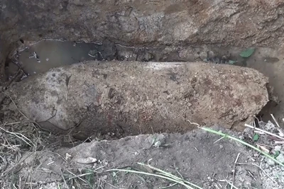 Hủy nổ thành công bom hẹn giờ nặng 340 kg